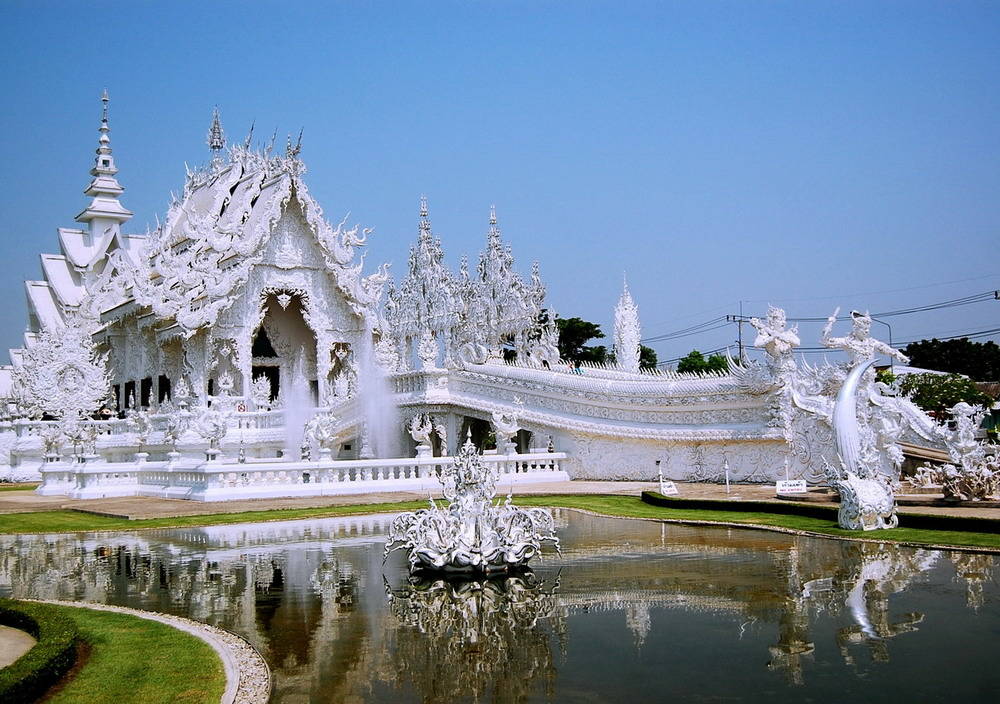 Khám phá Wat Rong Khun kỳ quan Phật giáo trắng của Thái Lan